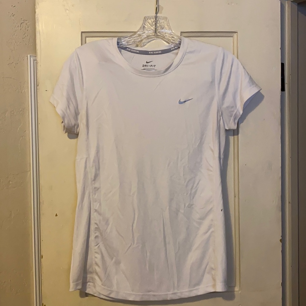 Nike T Shirt